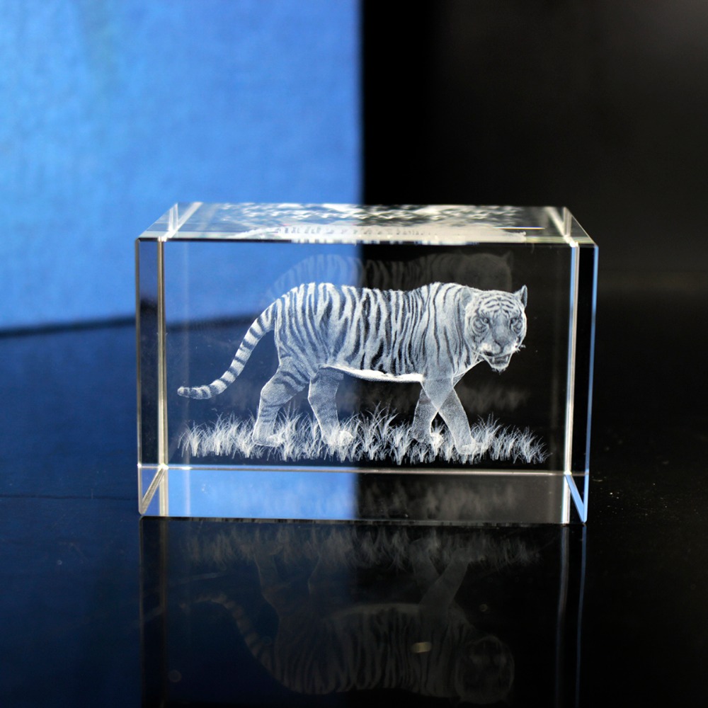 K9 Crystal Tiger Model Statue  - Paper Weight Crystal recension och pris