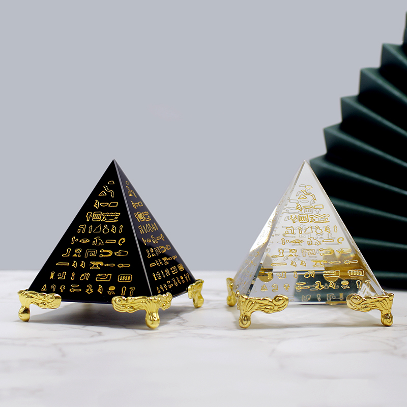 Egypt Crystal Obsidian Pyramid - Paper Weight Crystal recension och pris