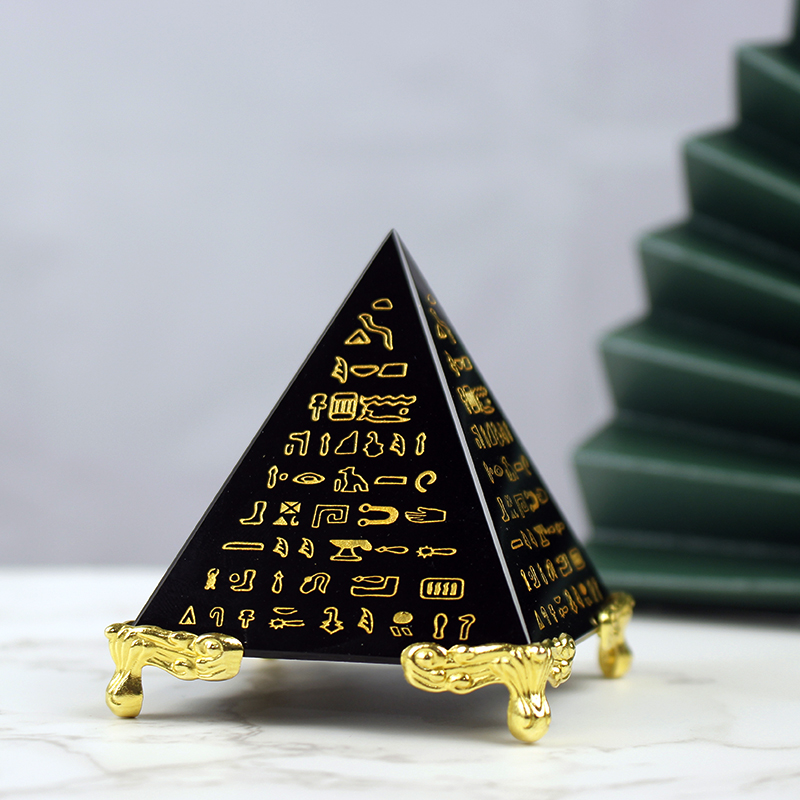 Egypt Crystal Obsidian Pyramid - Paper Weight Crystal recension och pris